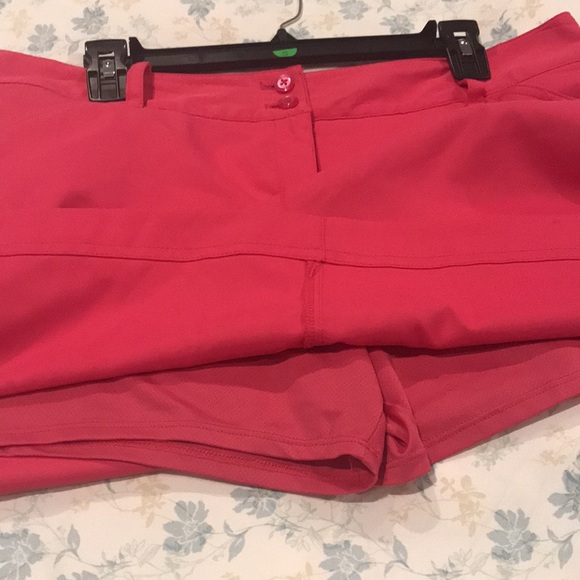 Callaway Golf ladies skort, size 14. Bright pink. - Picture 3 of 6